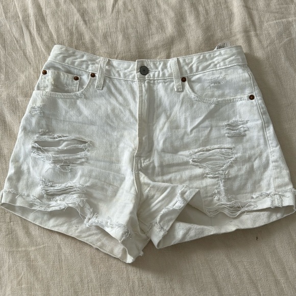 Abercrombie & Fitch Annie High Rise Short - Picture 1 of 3